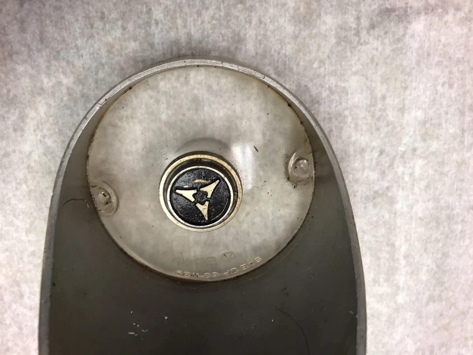 Dodge Charger 500 Hemi 440 383 1968-1970 lente señal de giro genuina envío gratuito Foto 3 de 4