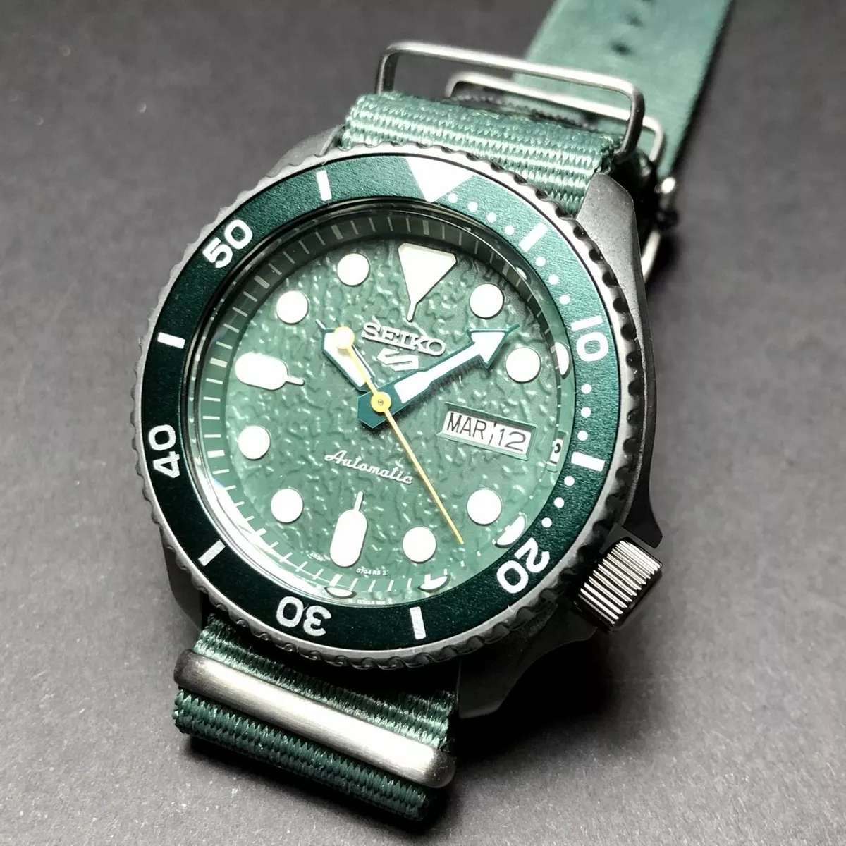 SEIKO 5 Automatic 100m SRPD77 SRPD77K1 GREEN AVOCADO DIAL Warranty