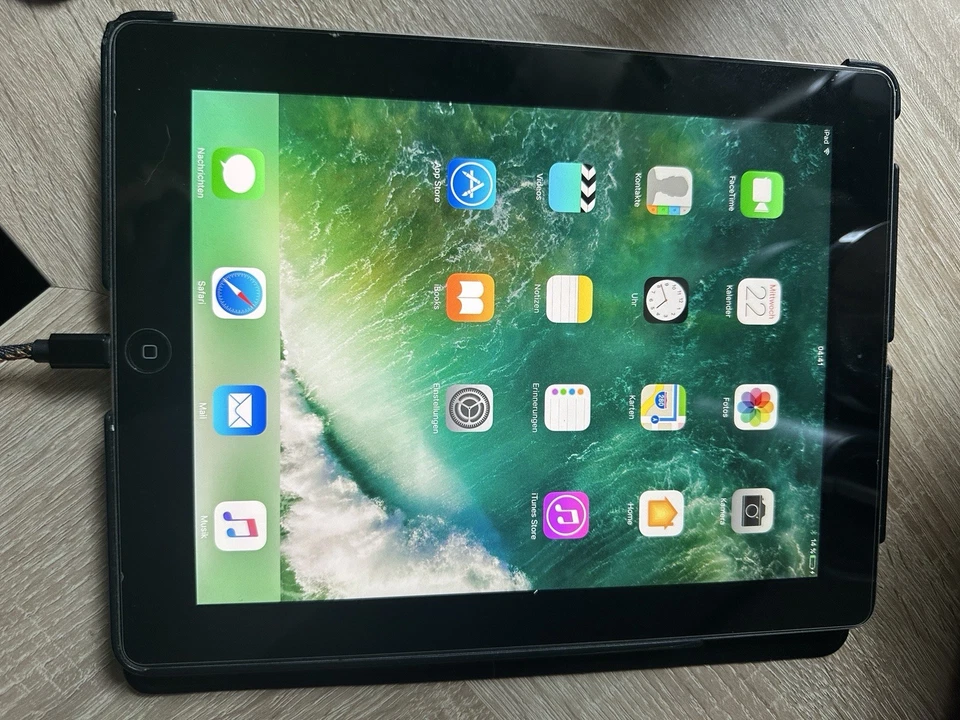 Apple iPad 4. Gen. 32GB, WLAN, 24,64 cm, (9,7 Zoll) - Schwarz - Bild 2 von 3