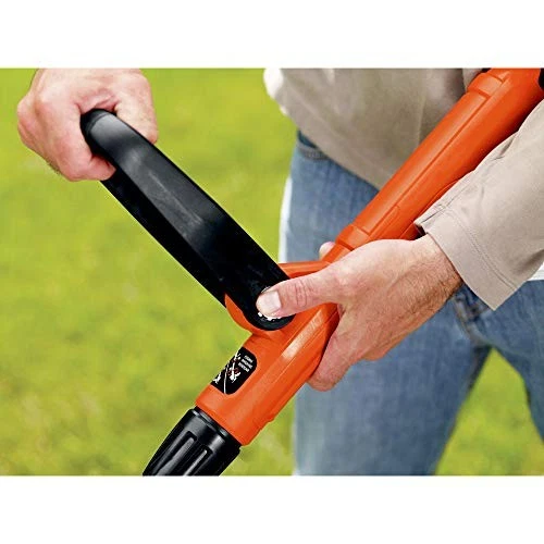 BLACK+DECKER LST300 12" 20V Lithium Electric Cordless Weed Wacker Trimmer/Edger - Image 3 of 4