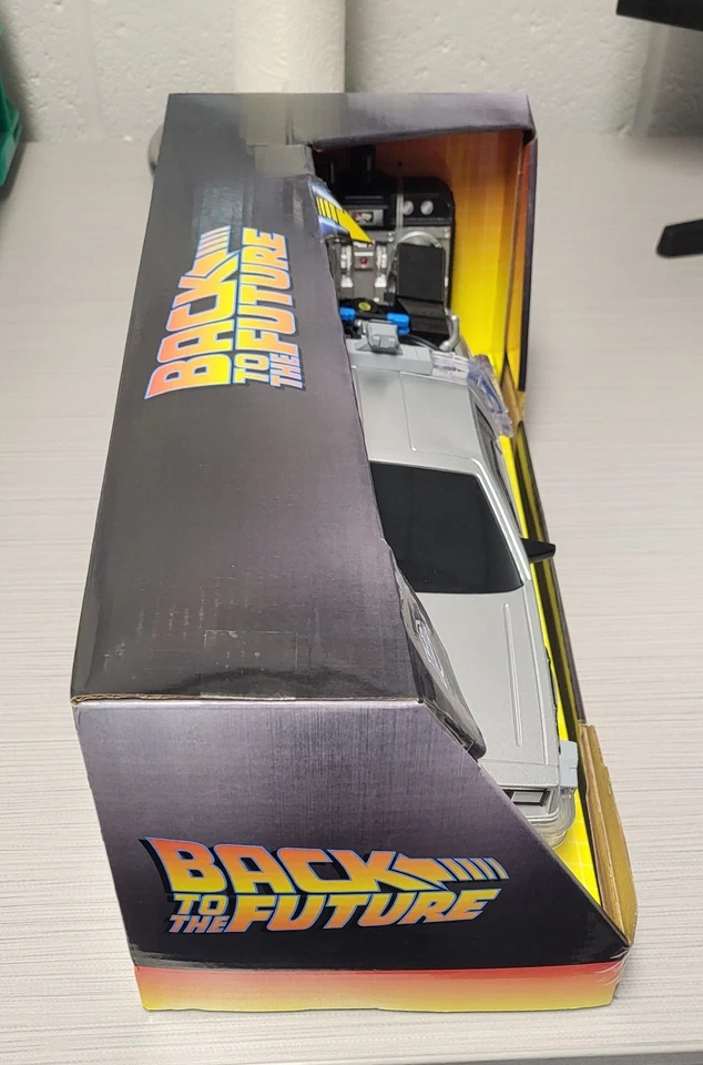 Jada Back To The Future Delorean Time Machine RC Radio Control 1:16 Scale New - Image 4 of 4