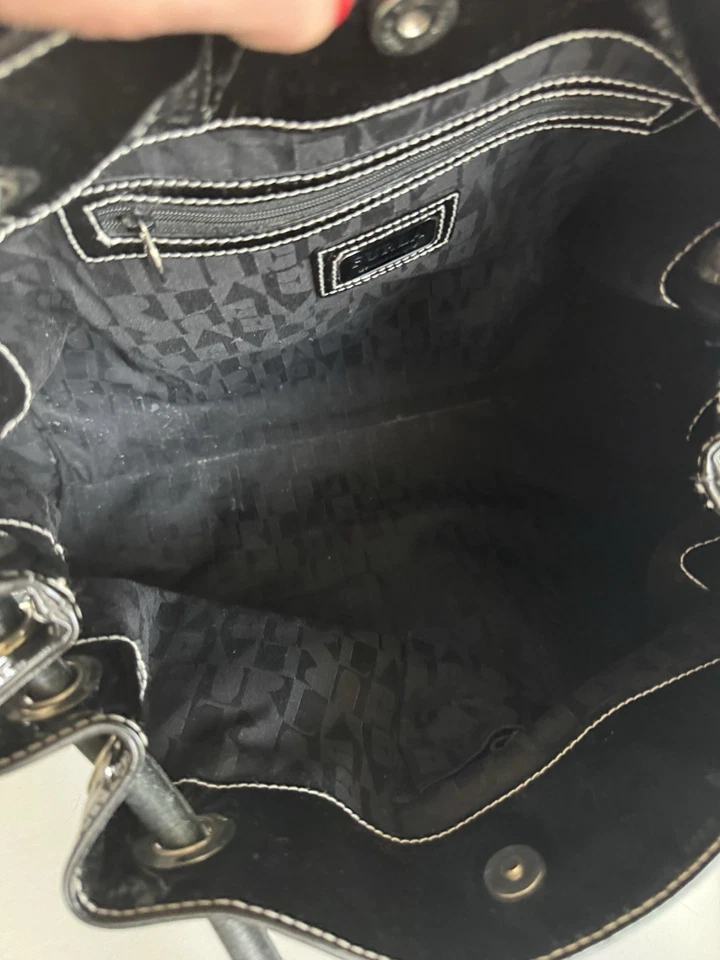 Bolso de Mano Furla de Charol Negro con Herrajes Plateados Hecho en Italia Foto 3 de 4