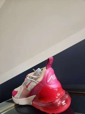 Nike Girls Pink White Low Top Comfort Sneakers Athletic Shoes