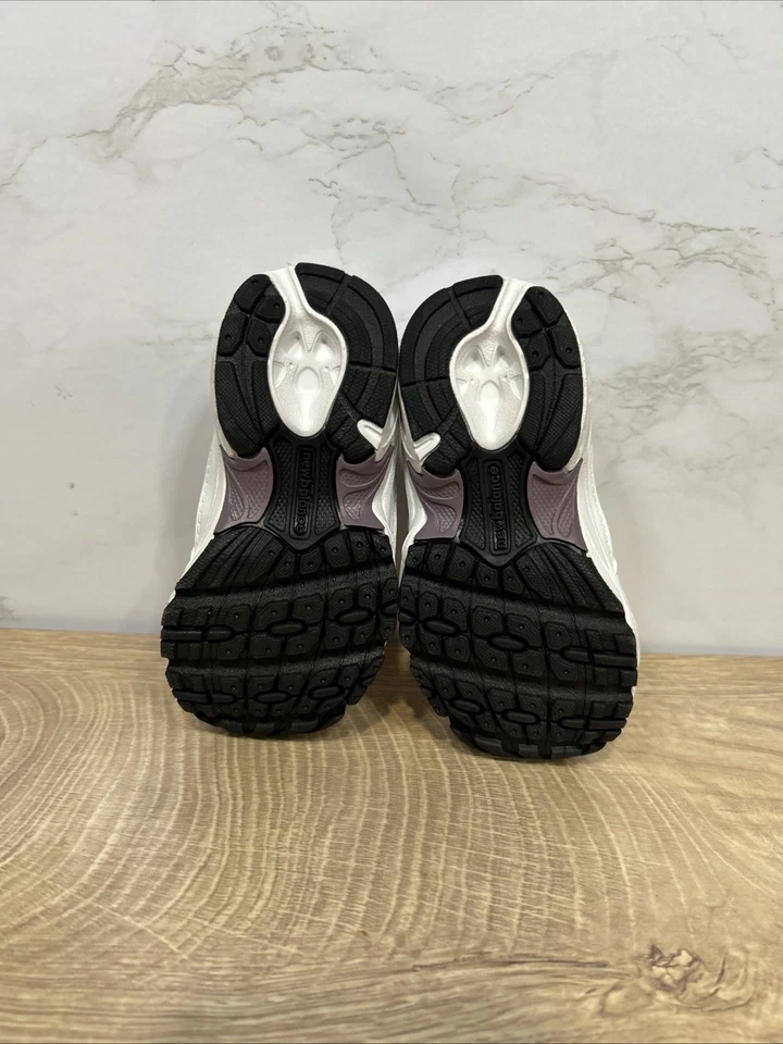 New Balance Toddlers 530 Bungee Sneakers Lace White Purple Shoes IZ530SR Sz 6 - Image 2 of 4