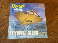 MOEBIUS VOYAGE TO THE BOTTOM OF THE SEA FLYING SUB MODEL KIT 2009 #817 1:32 NEW