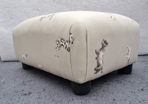 Footstool / Small Stool / Dog Step, Dog Fabric. Scottish terrier, - Picture 2 of 15