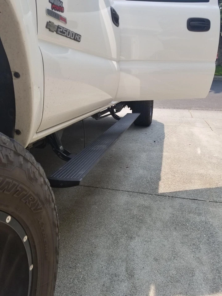 Tablas de correr Amp Research PowerStep para Chevy Silverado 1999-2006 doble cabina NBS Foto 3 de 4