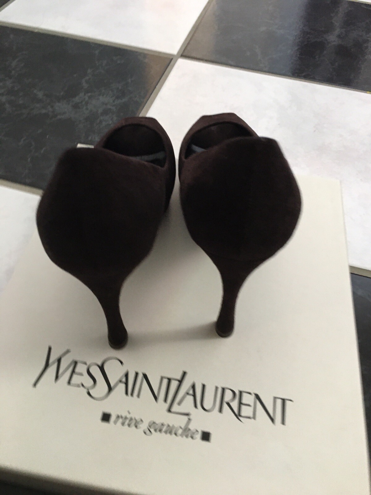 Nuove con scatola décolleté in pelle scamosciata 100% autentiche ysl Saint Laurent Palais 80 punta aperta $720