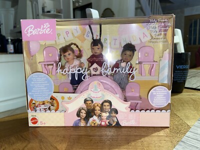 2003 Barbie Happy Family Neighborhood Baby Friends Puppe Baby Midge Geburtstag Nikk