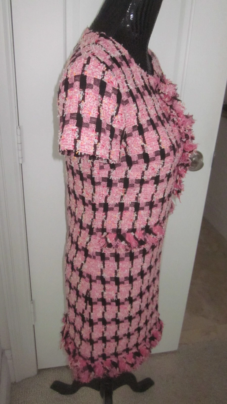 Abito Moschino HOUNDTOOTH TWEED ROSA 4 dinastie circo privato Fallon Carrington