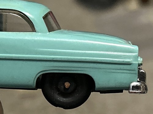 Coche transportador de automóviles Lionel 6424 con 2 autos originales vintage azul y rojo, todos EX - Imagen 9 de 12