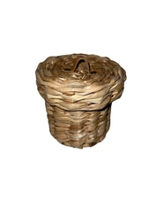 Small Round Lidded Wicker Basket
