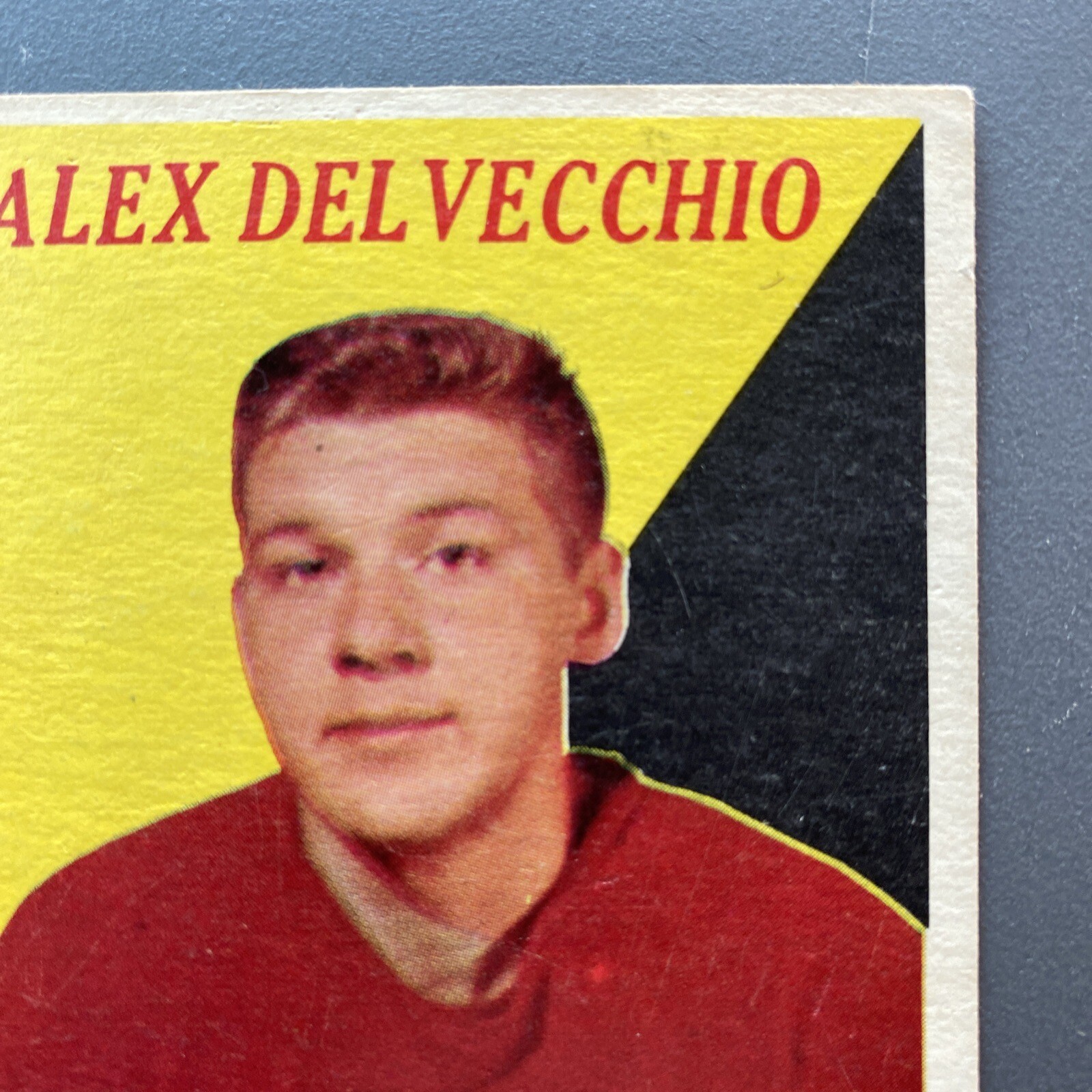 195859 Topps ALEX DELVECCHIO Vintage Detroit Red Wings HOF Hockey Card