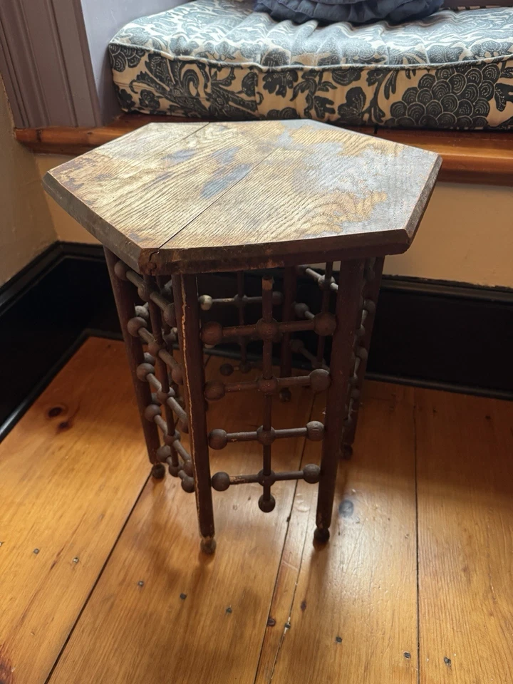 ANTIGUO SOPORTE PARA PLANTAS DE ROBLE PALO Y BOLA ARTESANÍAS VICTORIANAS Foto 2 de 4