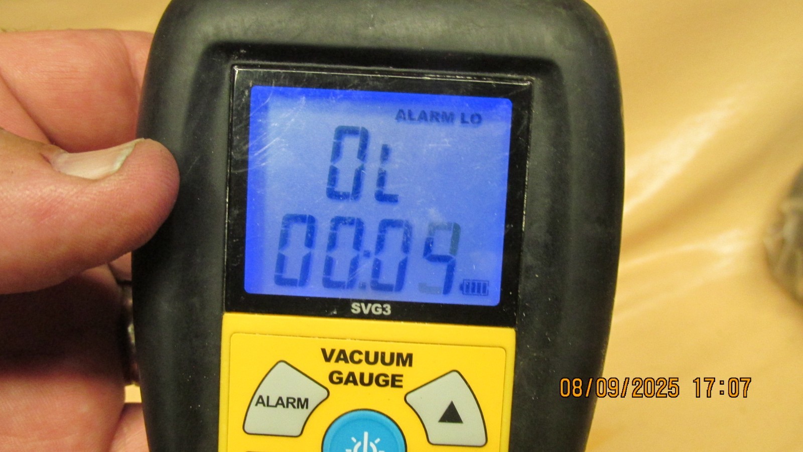 Fieldpiece svg3 compact digital micron vacuum gauge hvacr w/ easy view