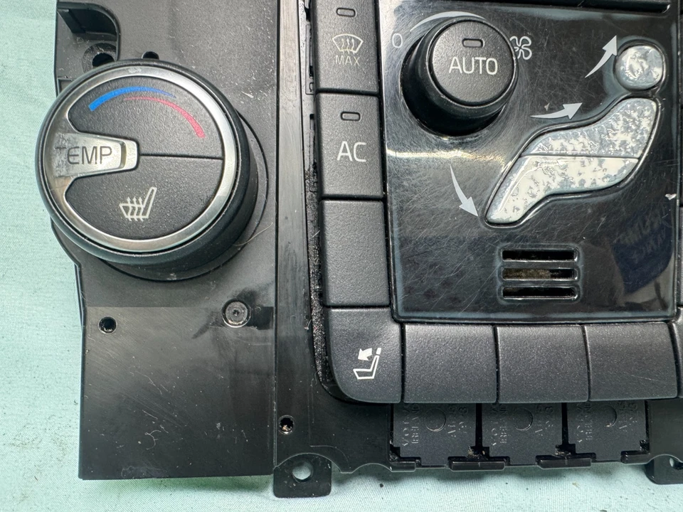 Climatizador 11-13 Volvo S60 12-14 S80 XC70 12-13 XC60 30795271 30795265 Foto 3 de 4