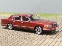 1/87 PCX Lincoln Town Car Dunkelrot-Metallic 1991, 870909