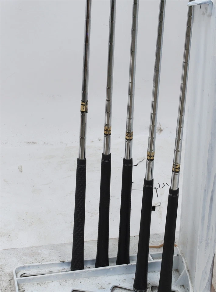 Cleveland Ta5 (Silver Foil Medallion) Iron Set 6-Pw Regular 12900169 Good - Image 4 of 4