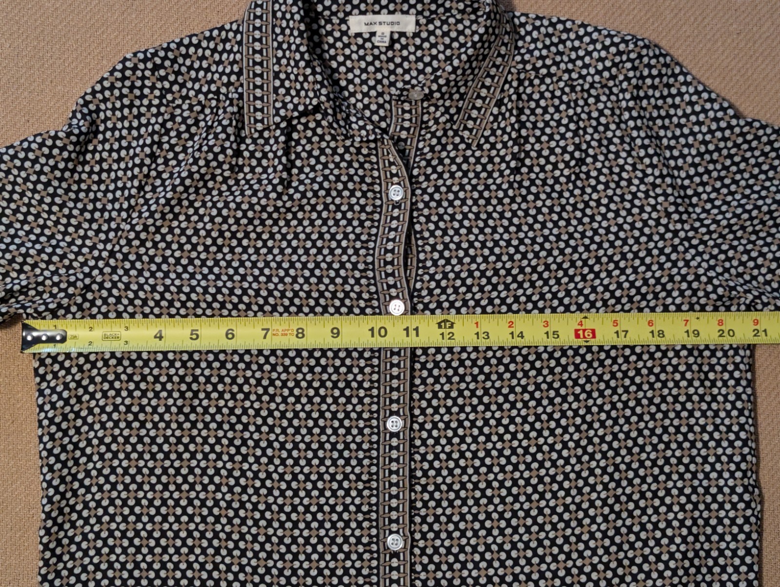 Max Studio Geometric Patterned Long Sleeve Button… - image 13