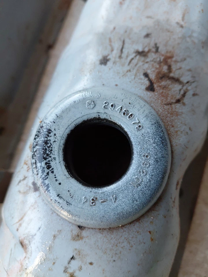 Par de cubiertas de válvula de bloque grande Mopar 383 400 440 OEM 2946078 Chrysler Dodge Foto 3 de 4