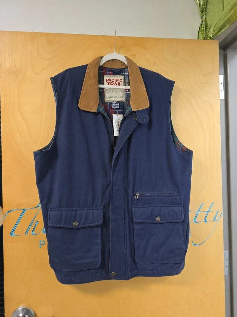 Pacific Trail Men's Outdoor Vest with Suede Collar