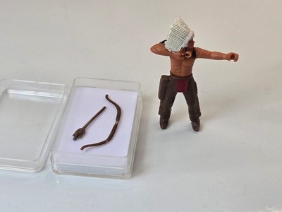VINTAGE FIGURES Indians standing with bow and arrow 1970s, ORI EXCELLENT