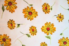 2 Yards Vintage Textured Daisy's on White Cotton Blend Fabric 100" X 44"