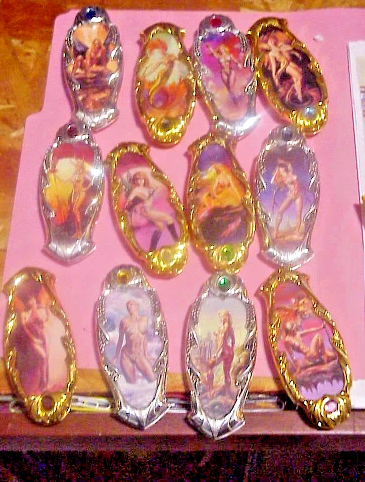 Colección de cuchillos The Franklin Mint los 12 días de deseo de Julie y Boris Foto 2 de 4