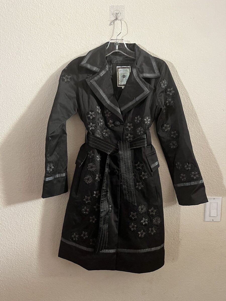 PAPARAZZI by BIZ Black Art To Wear Tonal Embroidered Belted