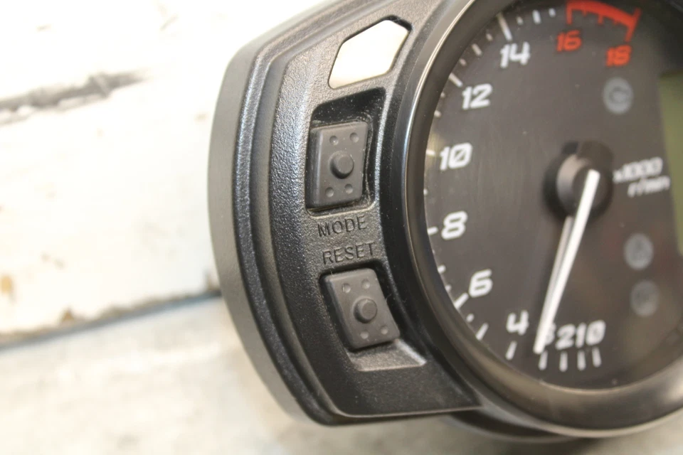 13-18 KAWASAKI NINJA ZX6R VELOCÍMETRO VELOCÍMETRO PANEL PANTALLA BB666 Foto 2 de 4