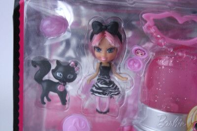 BARBIE 2009 BARBIE MINI B DOLL WITH BLACK KITTY #4 T5725 MATTEL