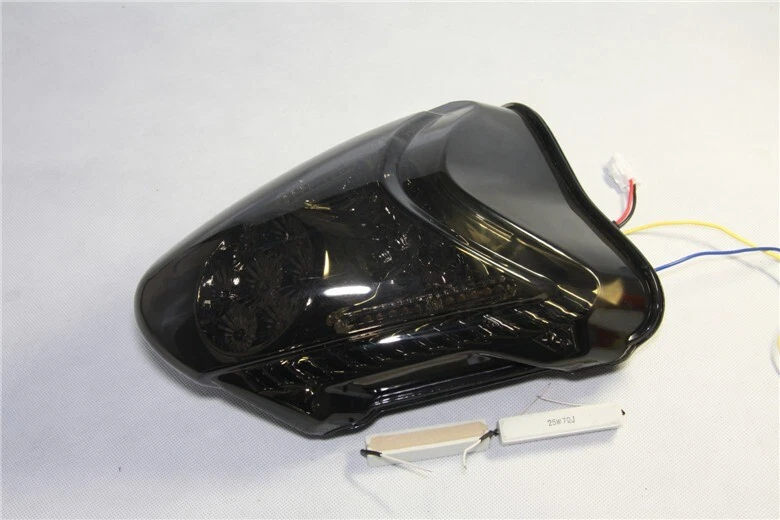 Luz traseira de LED sinal de seta de freio para 2008-2020 Suzuki Hayabusa / GSX1300R fumaça - Imagem 3 de 4