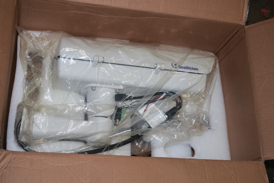 GEOVISION GV-LPR1200 1MP Licensee plate recognition camera , brand new . - Image 2 of 4