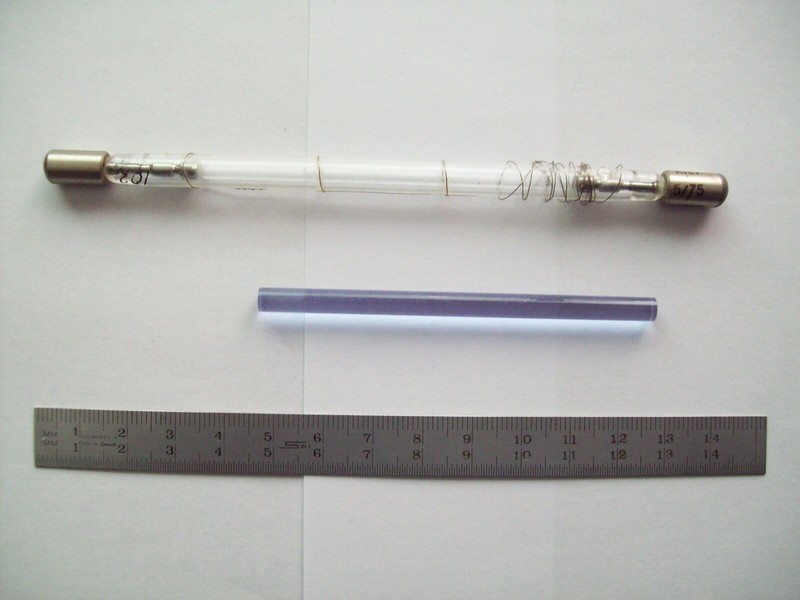Set of Nd:glass laser rod 5x80 mm and matching size Xe flashlamp, new, vintage 