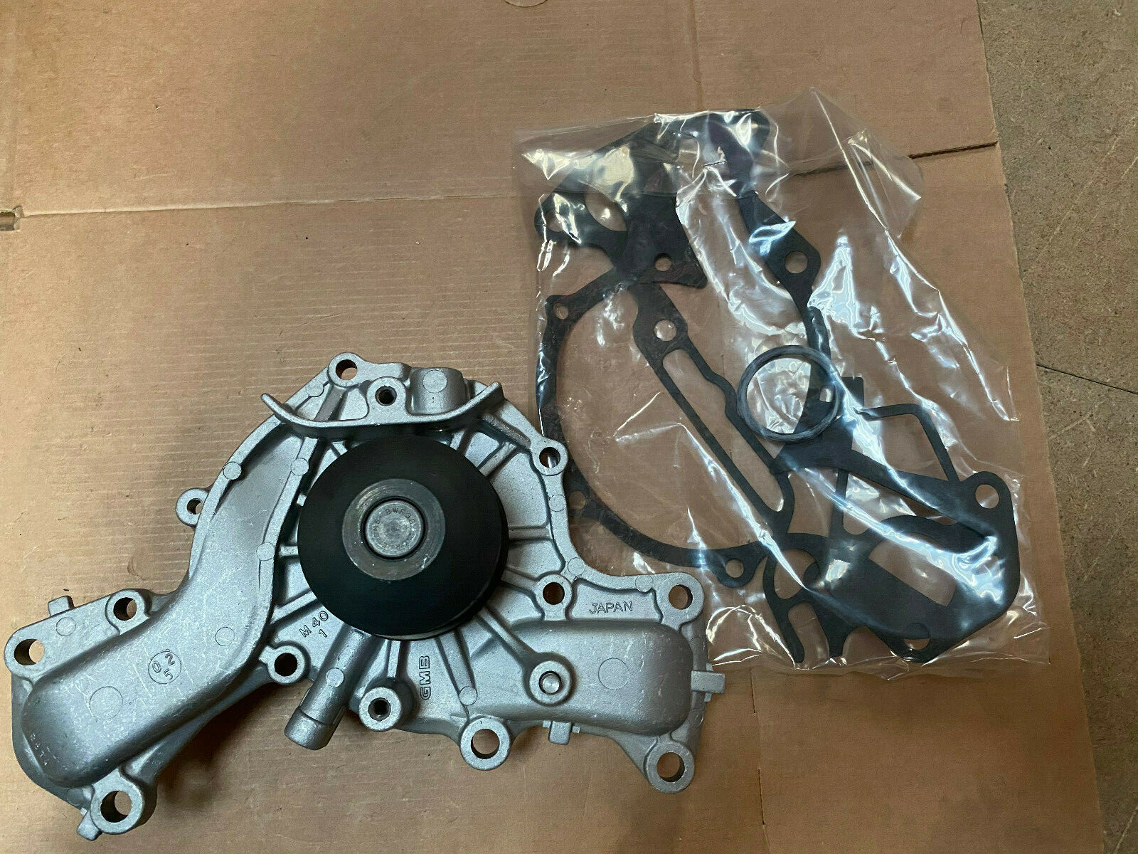 FOR MITSUBISHI PAJERO 3.0 SHOGUN SIGMA WATER PUMP J1515021