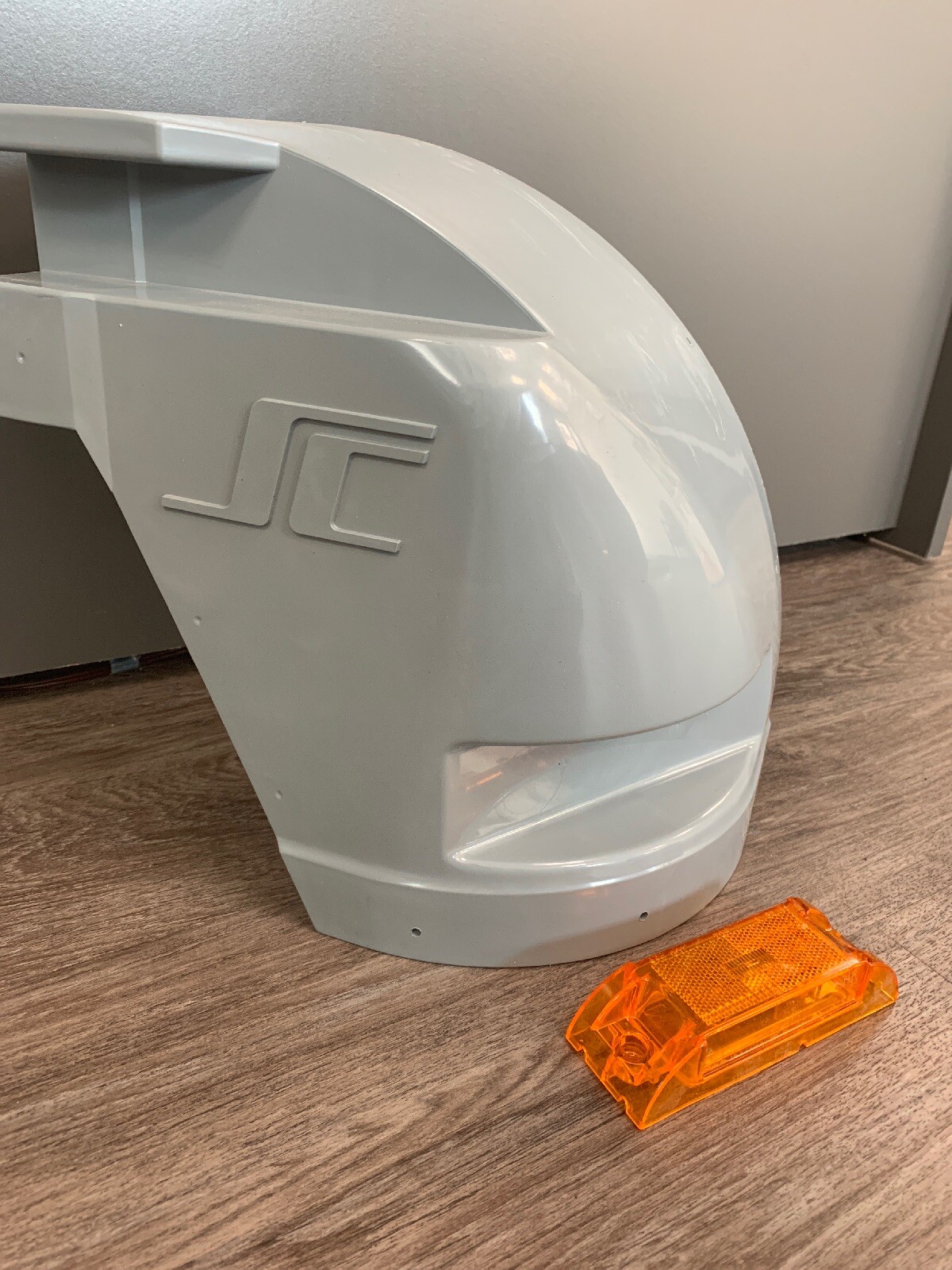 Box Truck Corner Cap Supreme Corner Cap Kit Curbside & Roadside