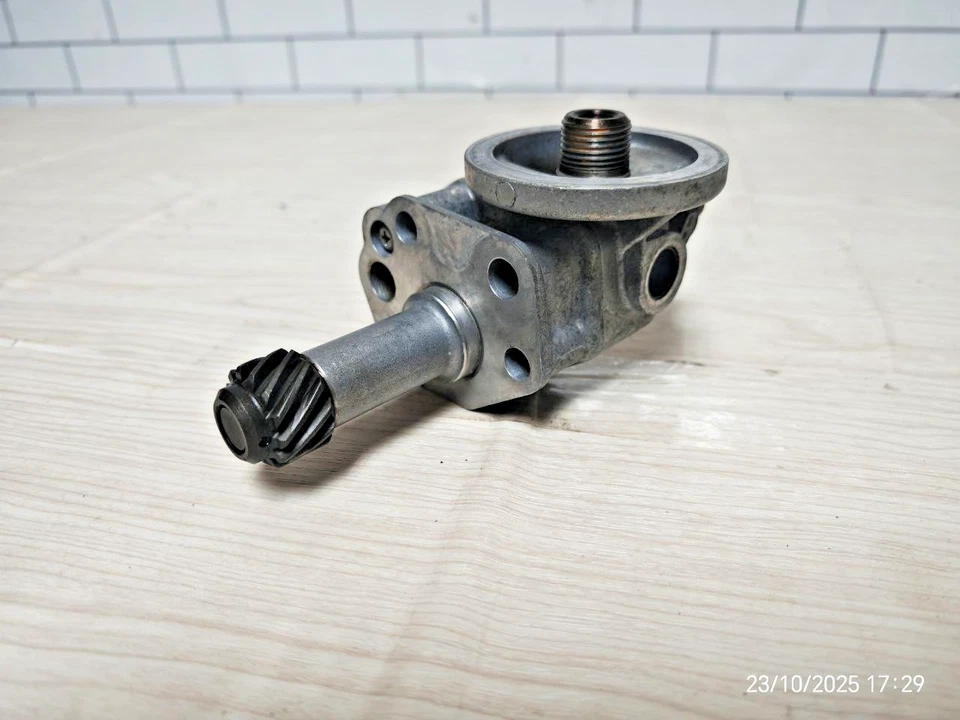 Bomba de aceite Nissan Datsun 210 1300 310 B210 F10 A13 OHV A14 A15 A12 para 73-82 usada Foto 2 de 4