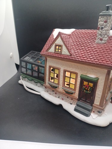 Vintage Retired ST. NICHOLAS SQUARE Christmas Florist Shop ***read Description** - Picture 16 of 23