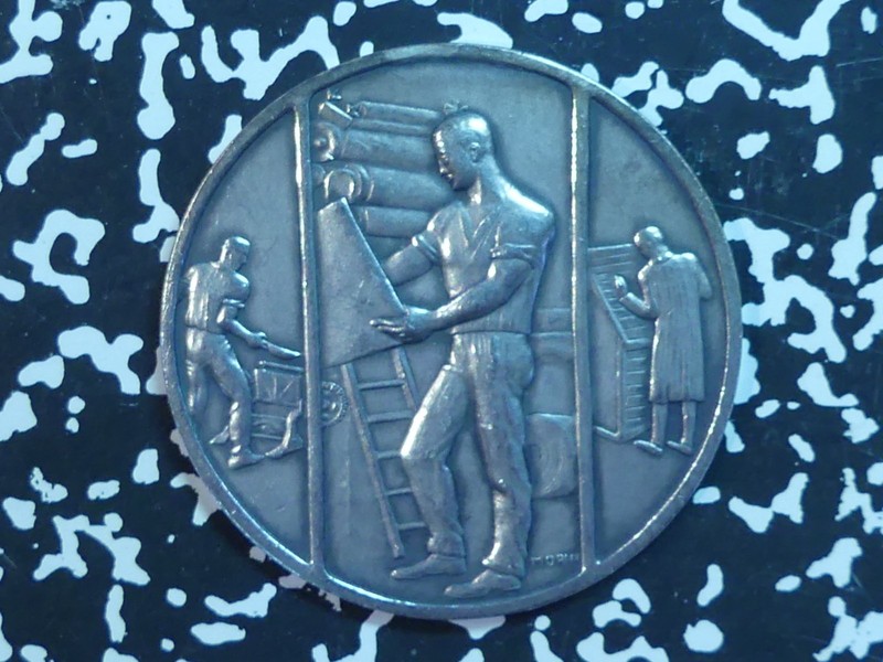 CB-173: GERMAN, Silver Medal, 1930, SY & Wagner, Berlin,0.990, 44.8 g
