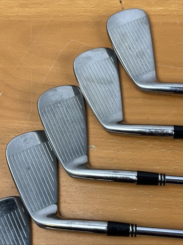 Nice Wilson Deep Red II TOUR 3,4, 6, 7, 8, 9 Iron Set Dynamic gold s300 - Picture 6 of 16
