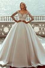 Custom Ball Gown Wedding Dresses Appliques Pattern Lace Bridal Gowns Sweep Train