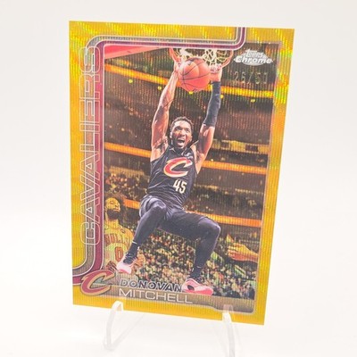 Topps Chrome Update 2026 Donovan Mitchell Gold Wave #26/50