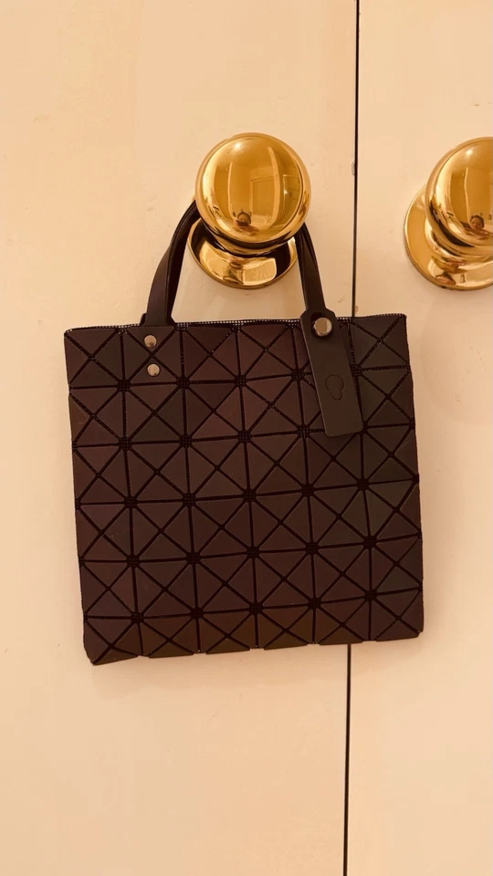 Bolso romboide geométrico tamaño pequeño bolso de mano Foto 2 de 4