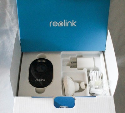 Reolink Lumus 2K Smart Wi-Fi Security Camera, Color Night Vision, 2.4/5GHz