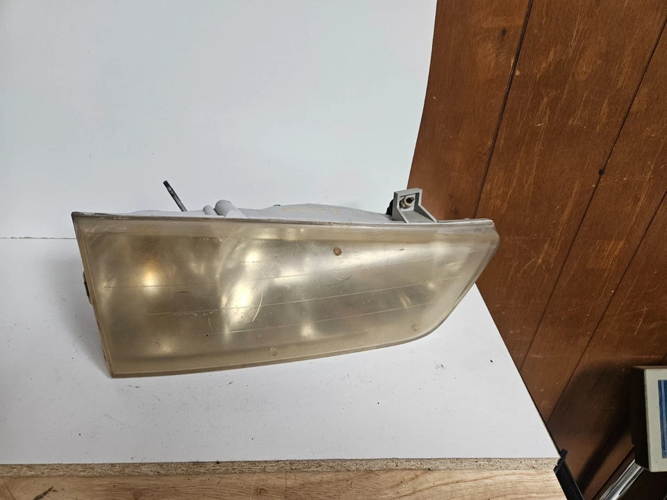 Faro delantero izquierdo del lado del conductor Ford Windstar 1998 OEM, 114-00526 Foto 2 de 4