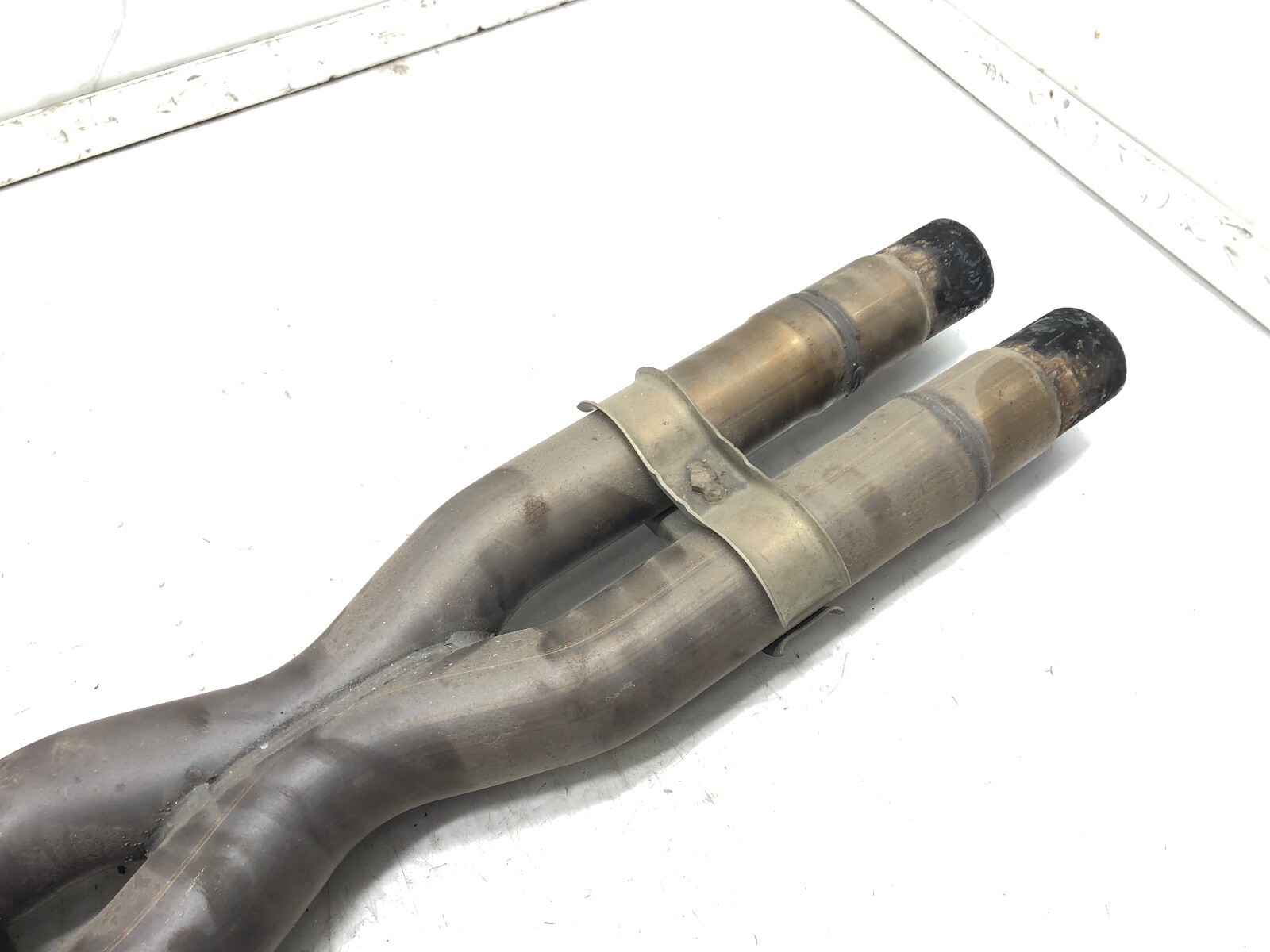 2014-2017 MASERATI GHIBLI 3.0L V6 EXHAUST SILENCER RESONATOR ASSEMBLY OEM.