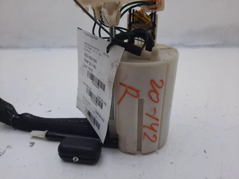 Conjunto de bomba de combustible para pasajeros sedán 3-1/2 barras para BMW 550i 16146765820 06-10 Foto 3 de 4