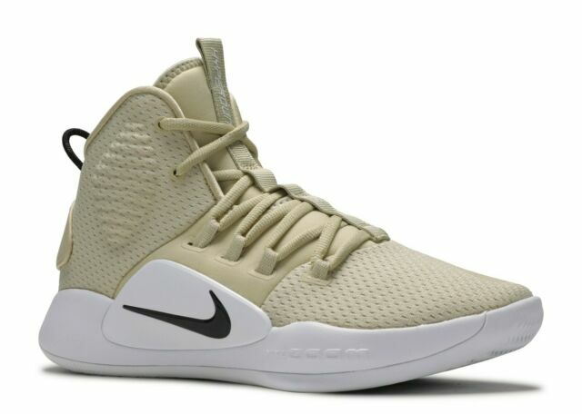 nike hyperdunk white and gold
