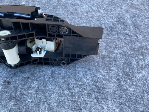 INFINITI QX56 QX80 2011-2017 OEM FLOOR SHIFTER SELECTOR 5.6L V8 (RWD ONLY) - Picture 6 of 9