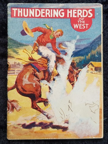 c.1930 Comic/Booklet 'Thundering Herds of the West' - History of Cattle Rustlers - Picture 2 of 6